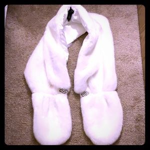 Bebe faux fur wrap/shawl